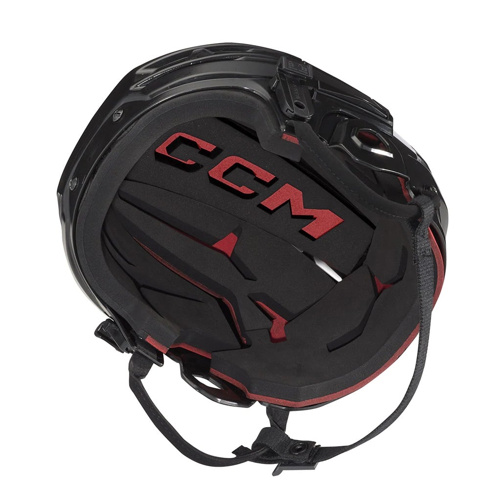 ccm-tacks-70-helmet-combo1